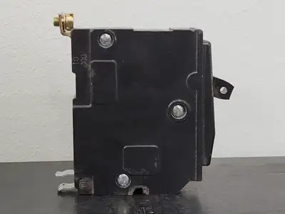USED SQUARE D QOB120