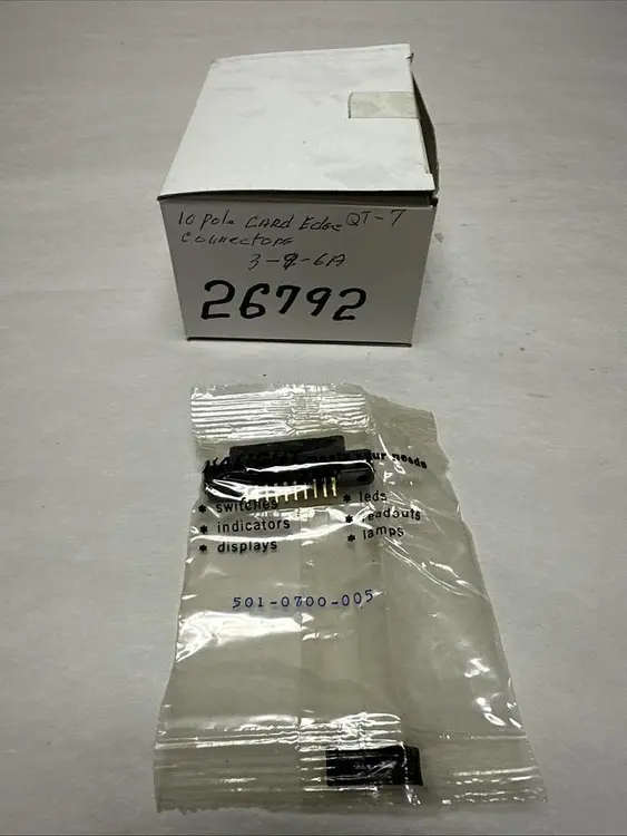 New | in-Stock DIALIGHT 501-0700-005 Miscellaneous Equipment (Electrical & Power) | Surplus Asset Holdings #1195746