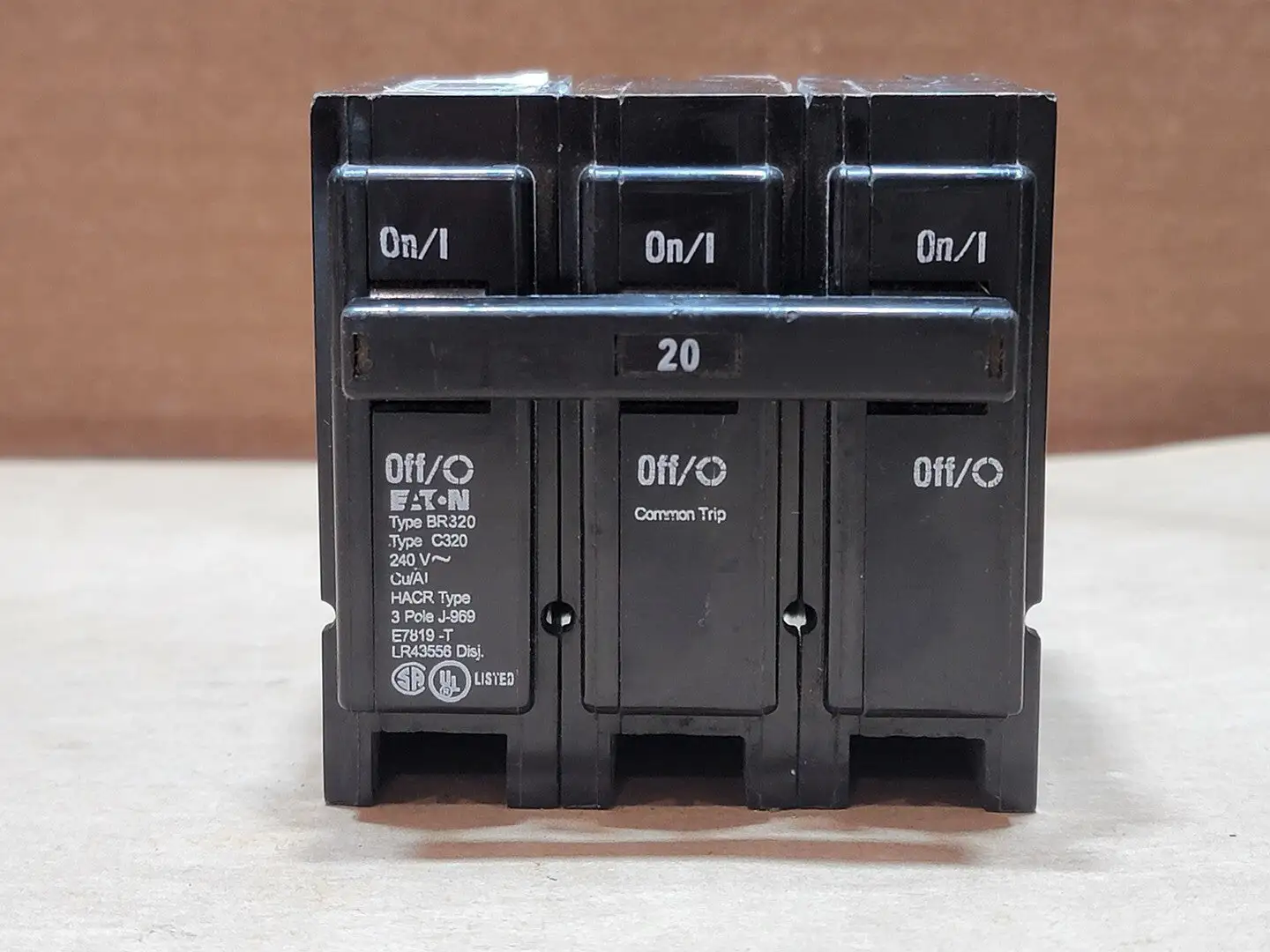 USED EATON BR320