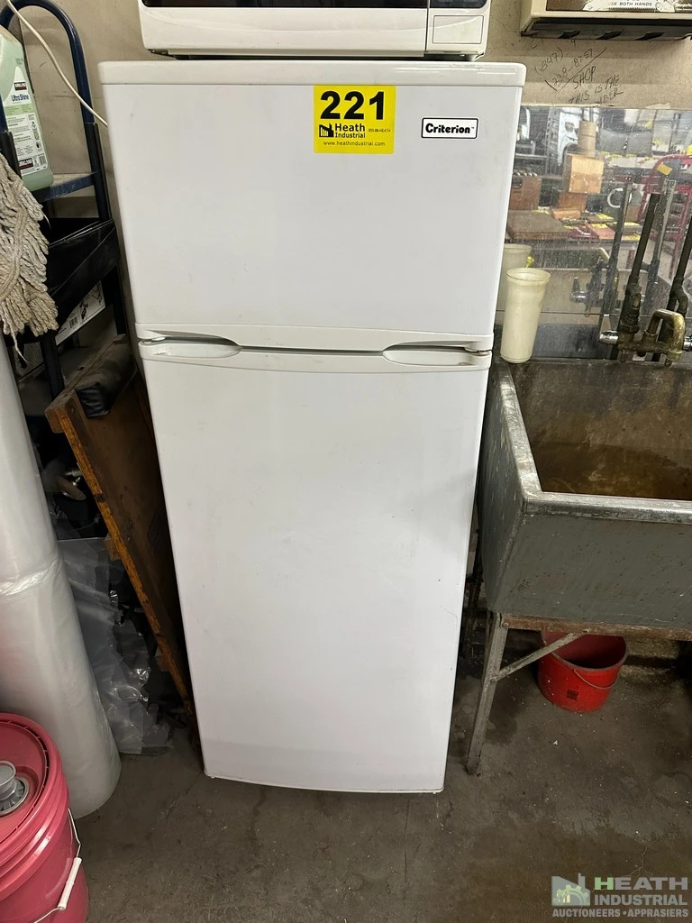 Used _UNKNOWN_ CRITERION REFRIGERATOR-FREEZER 22 IN X 56 IN Refrigerators Illinois US | Heath Industrial Auction Services #1420037