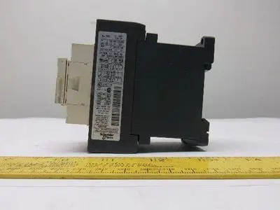 Telemecanique LC1D32BD Motor Starter Contactor 600V 25Hp 24VDC Coil Lot of 7