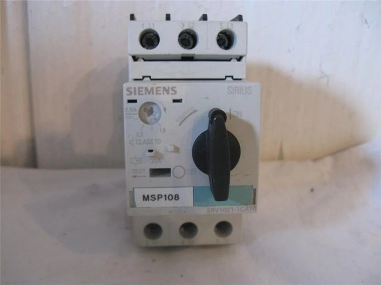 USED SIEMENS 3 R V 1 0 2 1 - 1 C A 1 0