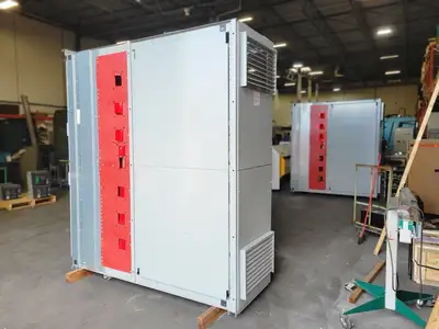 Used SQUARE D POWER-ZONE 4 Switchgears British Columbia CA | Lenmark #239367
