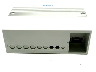USED SICK AMV40-011 CONNECTION MODULE AMV40011