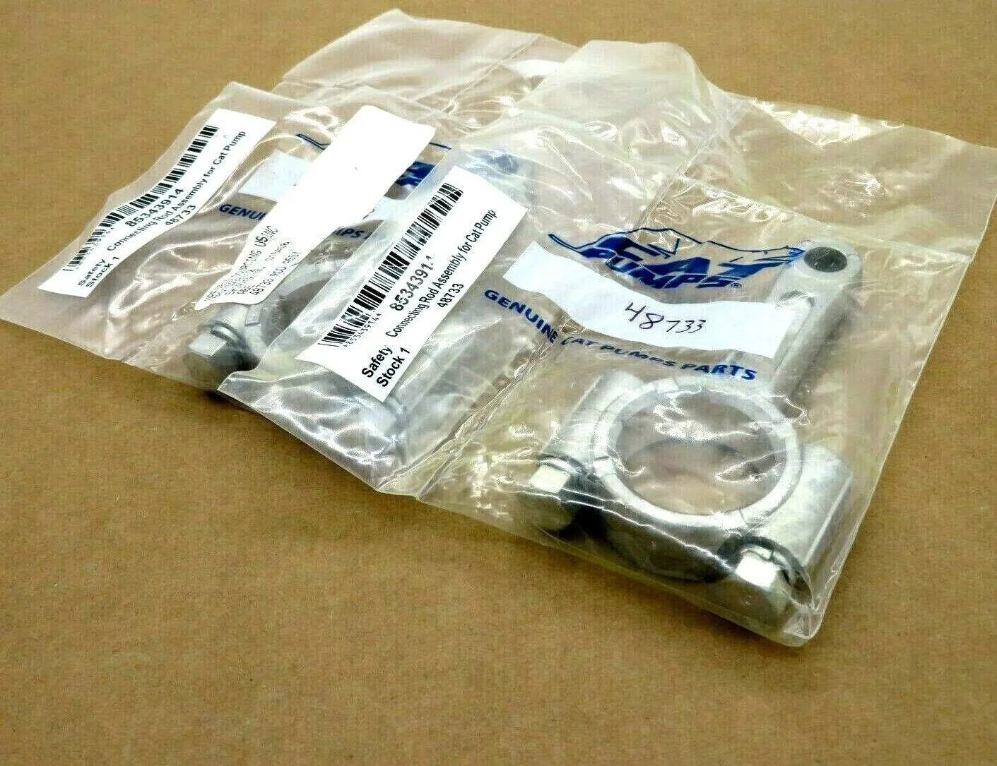 NEW LOT OF 2 CAT PUMPS 48733 CONNECTING ROD ASSEMBLY