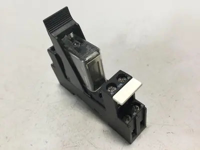 USED ELESTA ZGE007