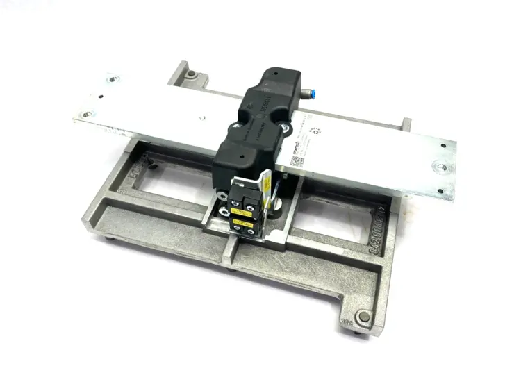 Used BOSCH REXROTH WORKPIECE PALLET PE 2 POSITIONING UNIT, 400 X 320 Misc Industrial Equipment | Maverick Industrial Sales #1103584