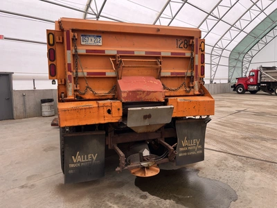 Used 2003 VOLVO VHD 6X4 Dump trucks Michigan US | Miedema Asset Management Group #1414286