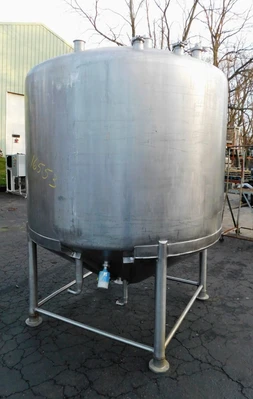 USED APV CREPACO TANK 1000 GALLON