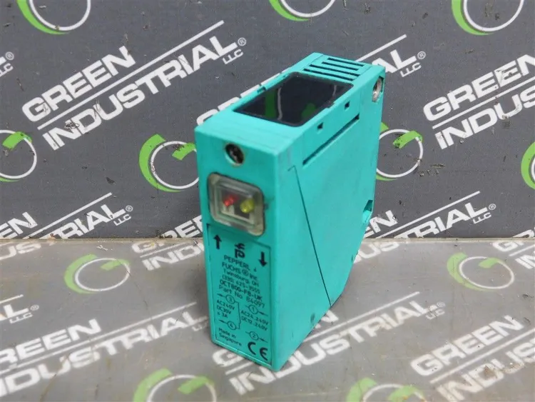 Used PEPPERL + FUCHS OCT800-F8-UK Electrical Controls | Green Industrial #680316
