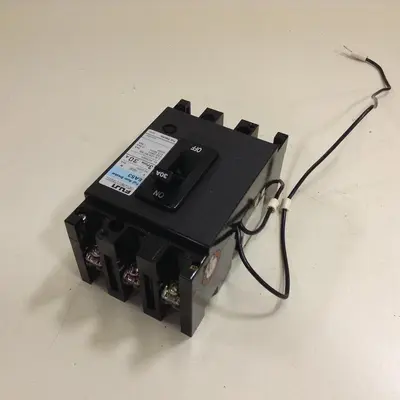 USED FUJI ELECTRIC EA53-30