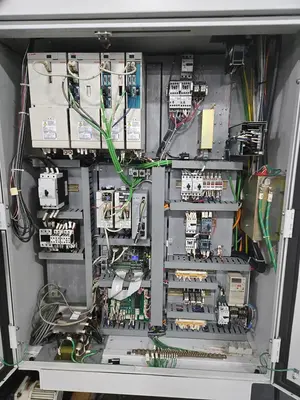 USED 2003 MAZAK VERTICAL CENTER NEXUS 410B