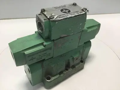 USED SPERRY VICKERS DG5S4046CWB40