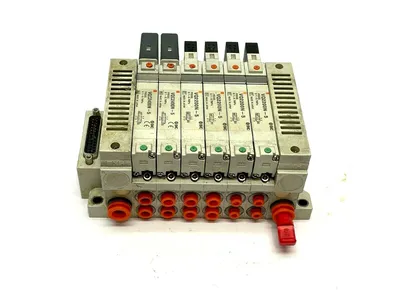 VV5Q21-06N7FU0-S,VQ2200N-5,VQC2400N-5 | SMC VV5Q21-06N7FU0-S Manifold Base w/ Solenoids - For parts or not working