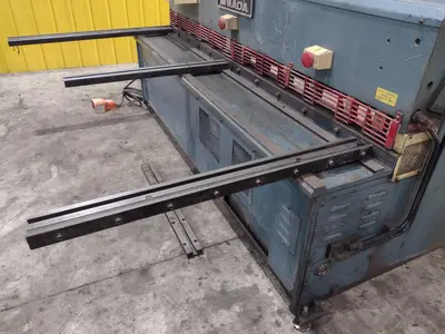 USED AMADA S-2532