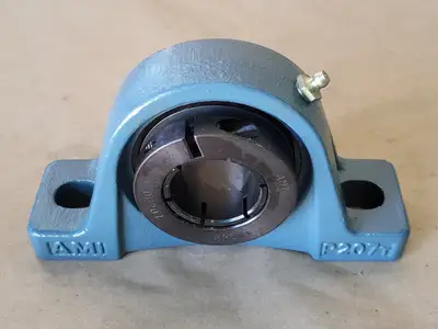NEW 2022 AMI BEARINGS UEP207-22