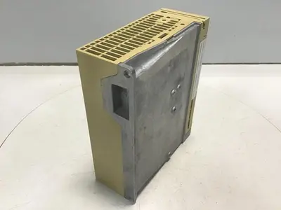 USED YASKAWA SGDM-02ADA
