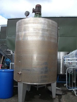 2,500L S/S Enclosed Vertical Mixing Tank 5 kW
