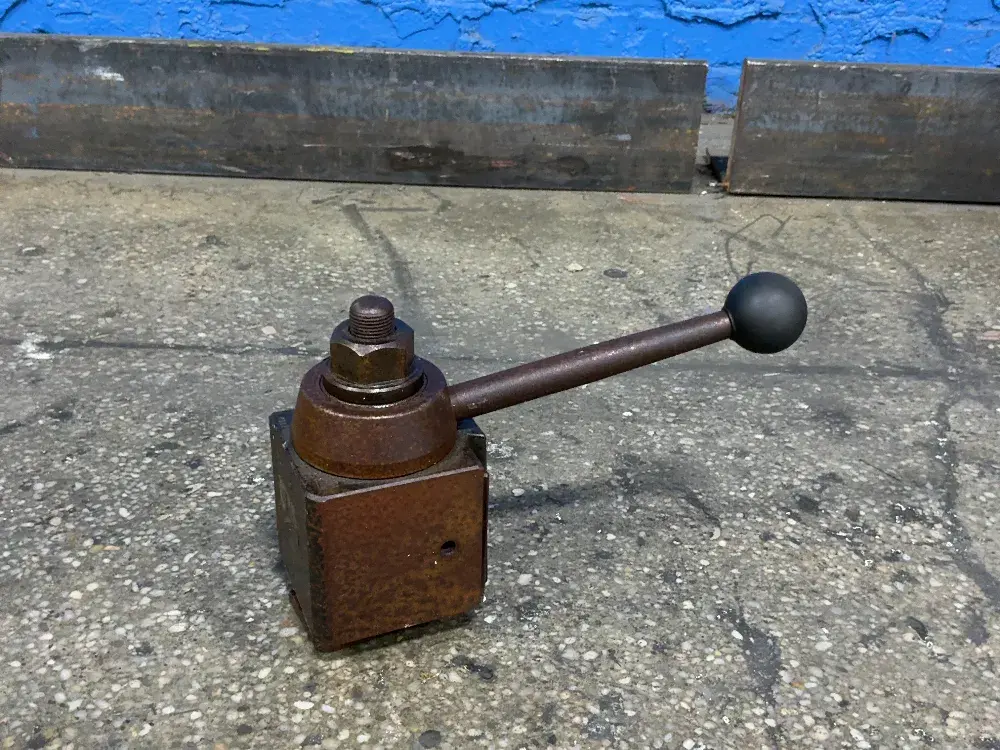 Tool Post