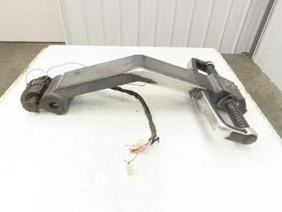Crown PE 3000 Series PE3540-60 Pallet Jack Operator Handle Return Springs