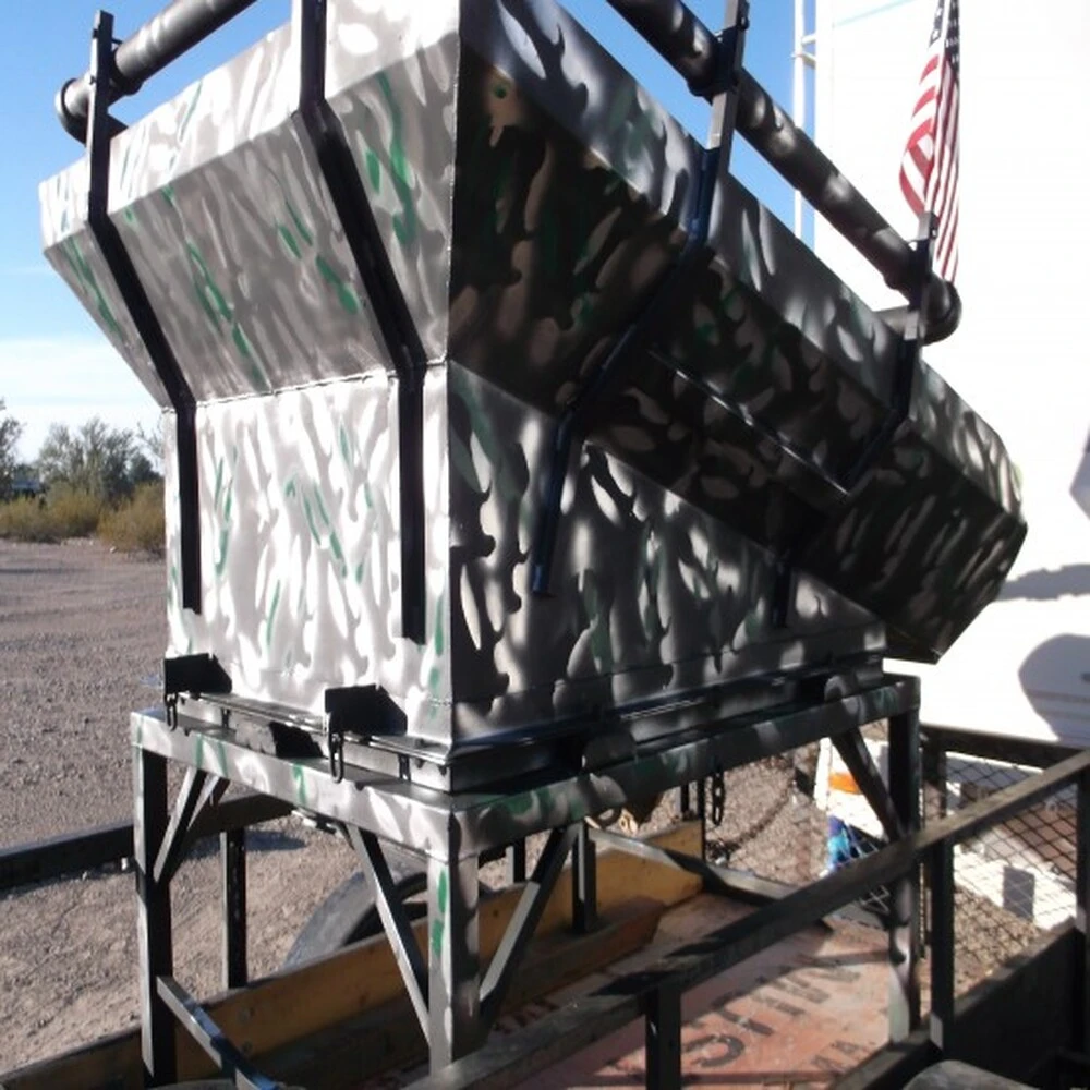 4ft. 7in. wide x 5ft. 10in. long Hopper Shaker Deck