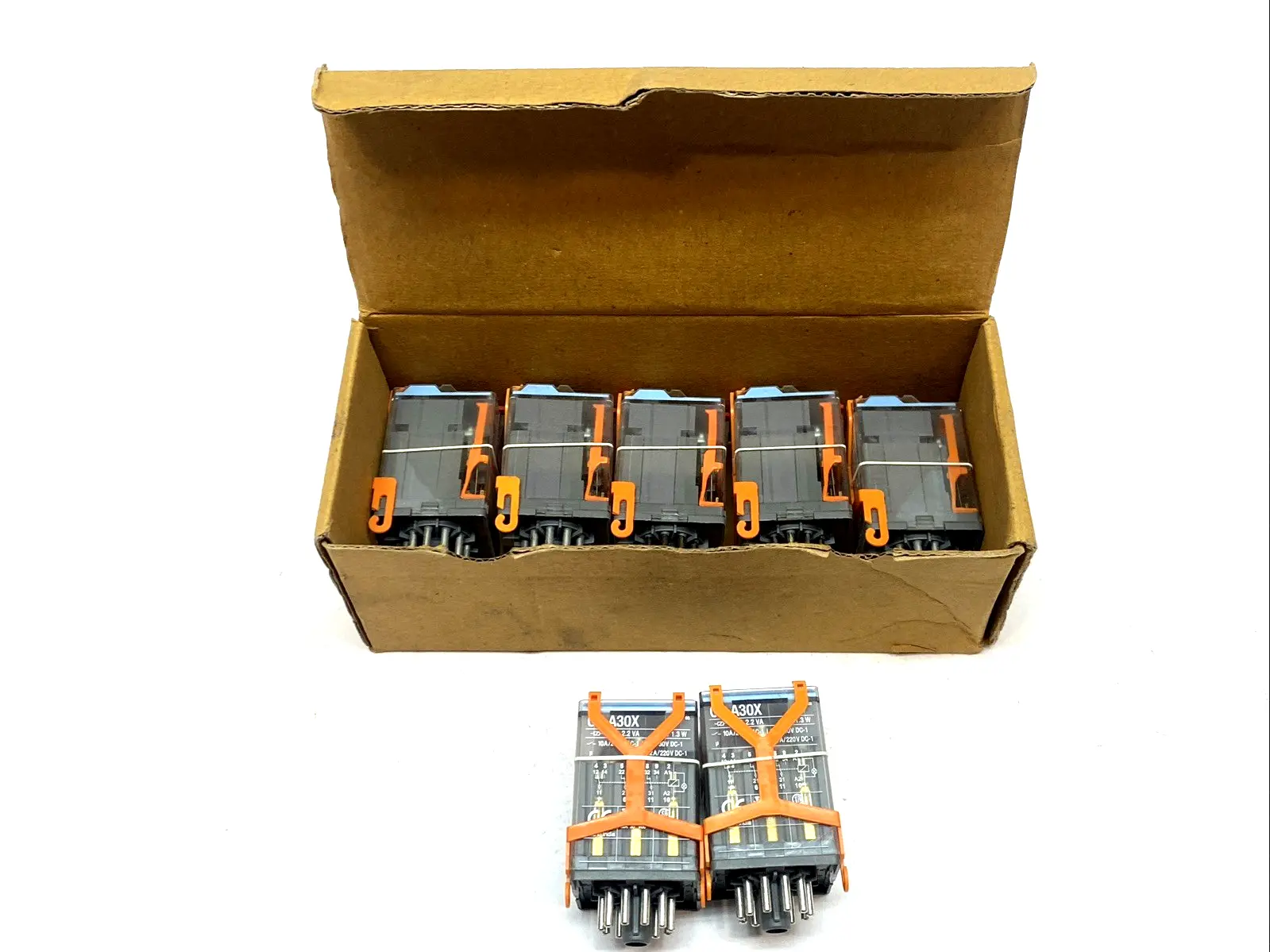 USED COMAT RELECO POWER RELAY 120VAC 3PDT 10A BOX OF 7