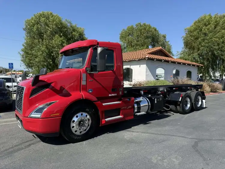 Used 2019 VOLVO VNR64300 Rolloff Trucks California US | Commerce Truck Equipment Sales #1548721