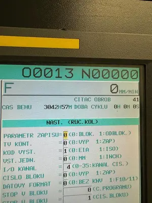 Used 2010 DOOSAN DNM 400 Vertical Machining Centers CZ | Amaron s.r.o. #1056727