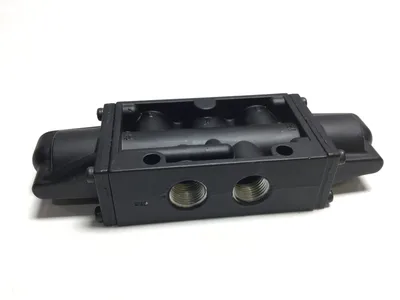 Norgren K71EA00KA2KA2 Air Operated Spool Valve Maximum 150 PSIG 160°Max