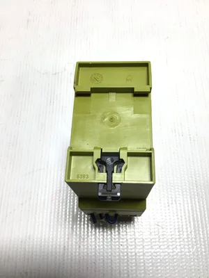 Pilz PNOZ X3 – 774316 Safety Relays Module 120VAC 24VDC 50-60Hz 2-5W