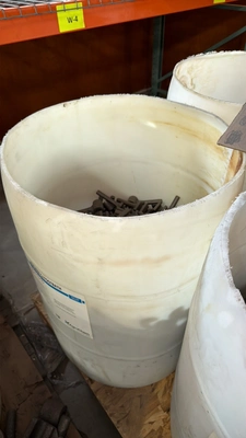 4 barrels of 1/2" Klein Hickey Heads, quantity approx 2533