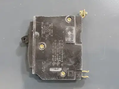 USED SQUARE D QOB120