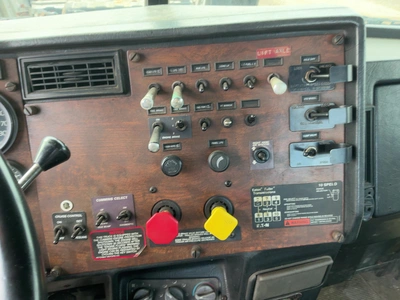 Used 1996 PETERBILT 379 Conventional trucks Michigan US | Miedema Asset Management Group #1568334
