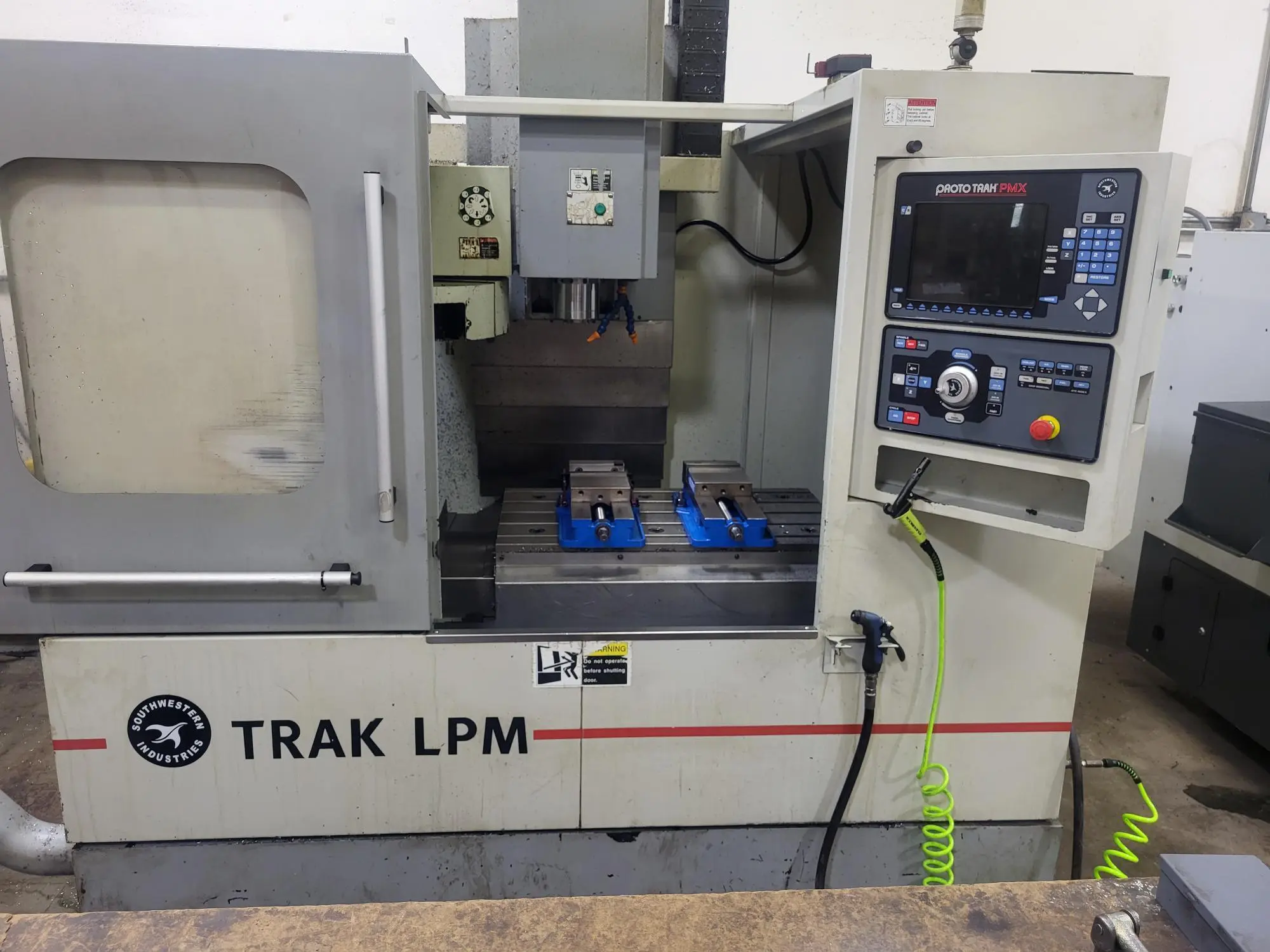 USED 2012 SOUTHWESTERN INDUSTRIES TRAK LPM