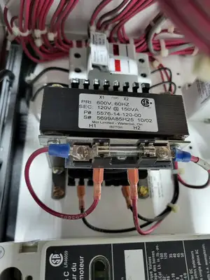 1.5 hp, 600V, 7A 3-Ph FVNR Starter Size 1 Bucket for Freedom 2100 MCC Frame