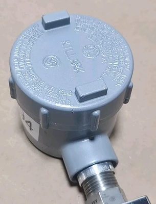 NEW ITT Aerospace 117P54CC61