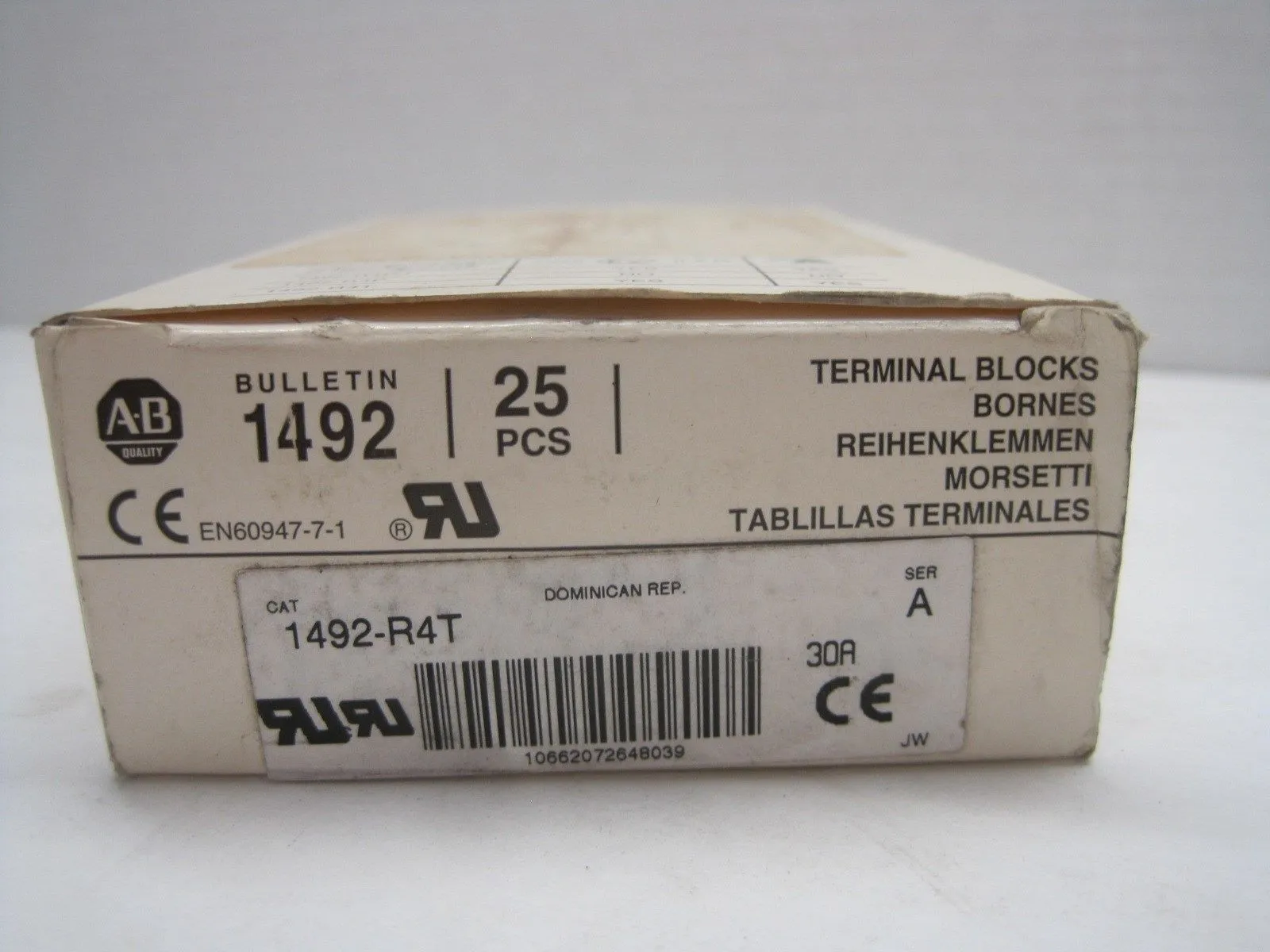 NEW BOX OF 25 ALLEN BRADLEY 1492-R4T TERMINAL BLOCKS 1492R4T