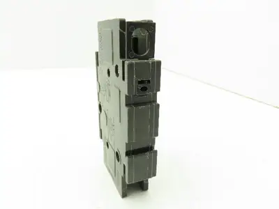 Square D Series 3 Mini Circuit Breaker 10A 1-Pole 120/240V DIN Rail  Lot of 8