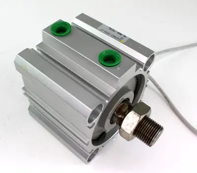NEW SMC CDQ2B63-25DM-A73Z