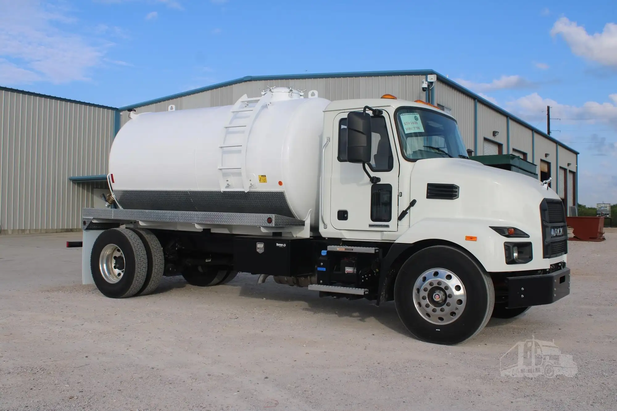 New | in-Stock 2025 MACK MD6 Septic/Sewer/Vacuum Trucks Texas US | Roll Off Truck World #1507632
