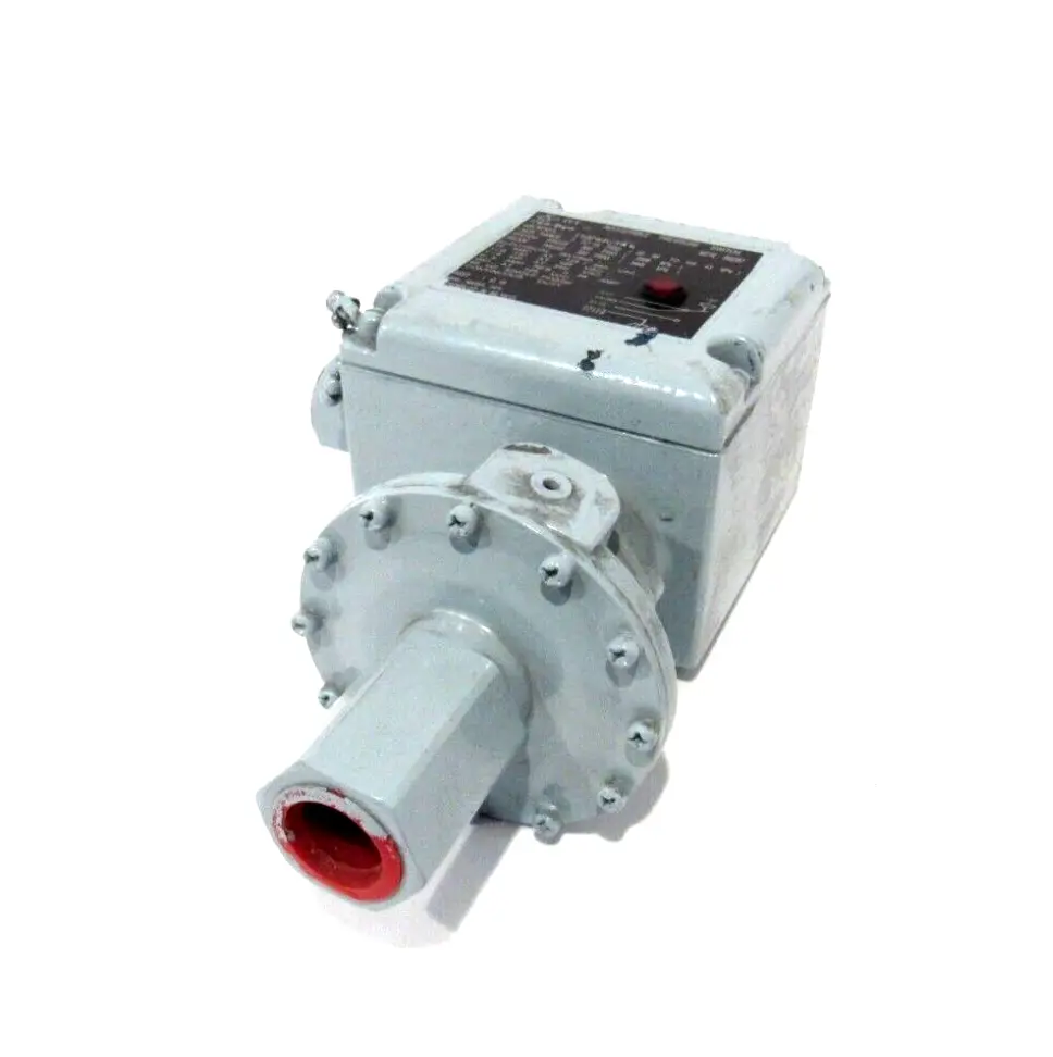 NEW ITT NEO-DYN 110P44C3AL PRESSURE SWITCH