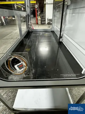 USED Flow Sciences, Inc. 90" Flow Sciences HEPA Hood, Model# FSCQ03223