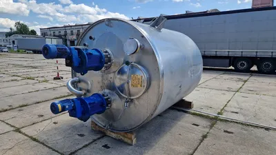 Hoeksma & Velt 6,000 Litre Stainless Steel Tanks | Perry Equipment (4)