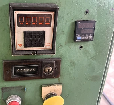 USED 1987 ST. LAWRENCE ST. LAWRENCE 2K23 PRESS