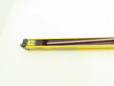 Banner SLSCE30-600Q8 EZ-Screen Safety Light Curtain Emitter 600mm 24VDC