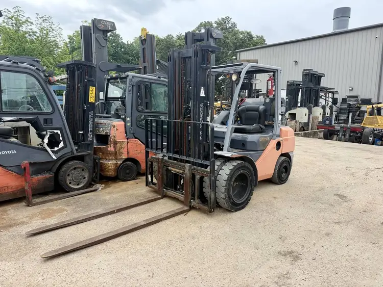 Used 2013 TOYOTA 8FGU32 Misc Forklifts Texas US | TB Forklifts #1272749