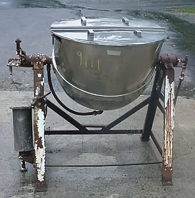 Used LEE 100 GALLON INCLINDED KETTLE 100 GAL INCLINED Autoclaves, Reactors & Kettles New Jersey US | Champion Trading Corporation #423865