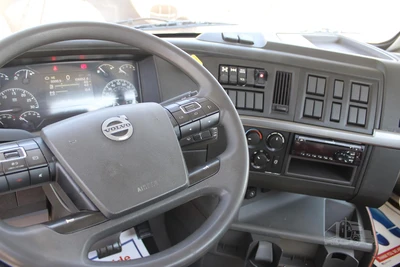 Used 2019 VOLVO VHD64B200 Vacuum Truck Texas US | Roll Off Truck World #1491998