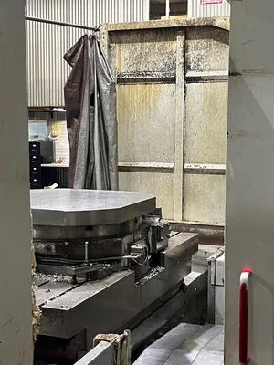 2004 HAAS EC-1600 Horizontal Machining Centers | Tight Tolerance Machinery (4)