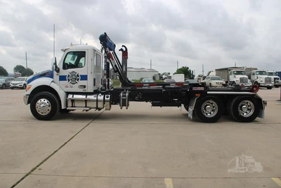 Used 2027 PETERBILT 548 Hooklifts & Roll-Offs Texas US | Roll Off Truck World #1491992